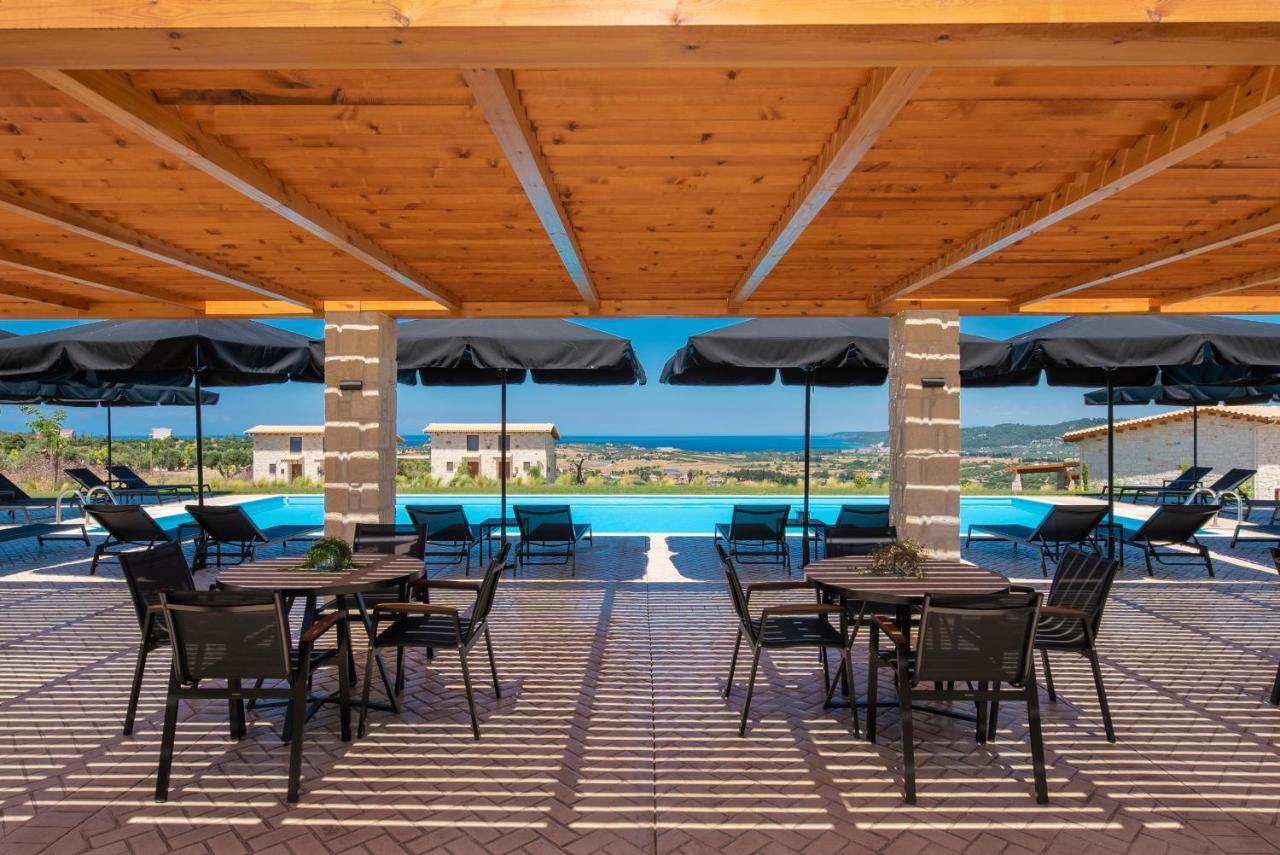 Mint Retreat Suites (Adults Only) Kalandra Exterior foto